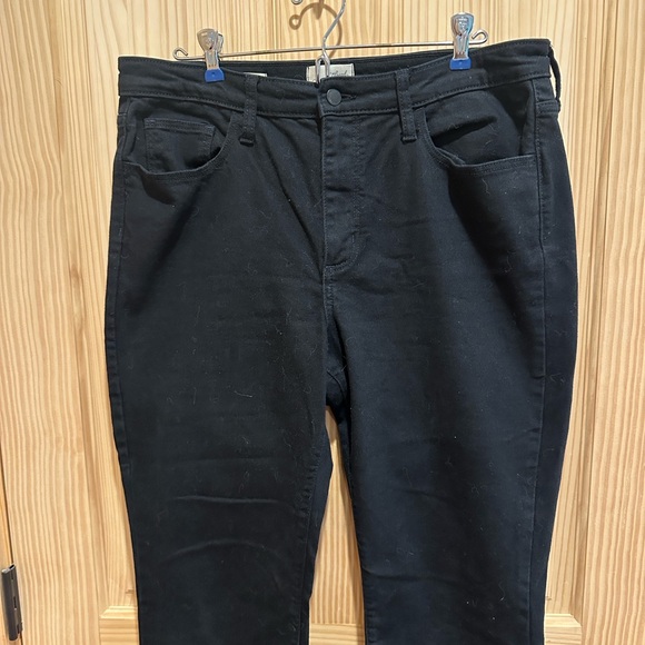 Universal Thread Jeans - Picture 2 of 7